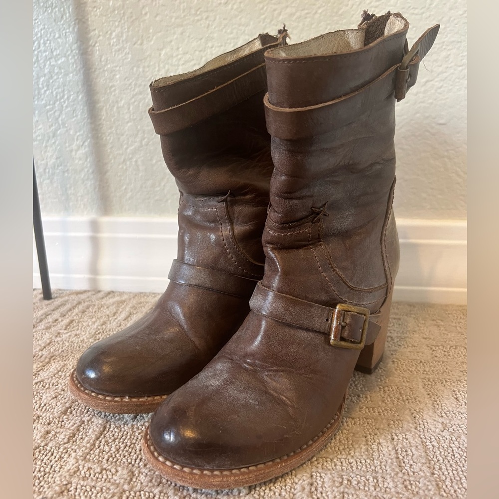 FreeBird Brown Leather boots, heel, back zipper Size 6